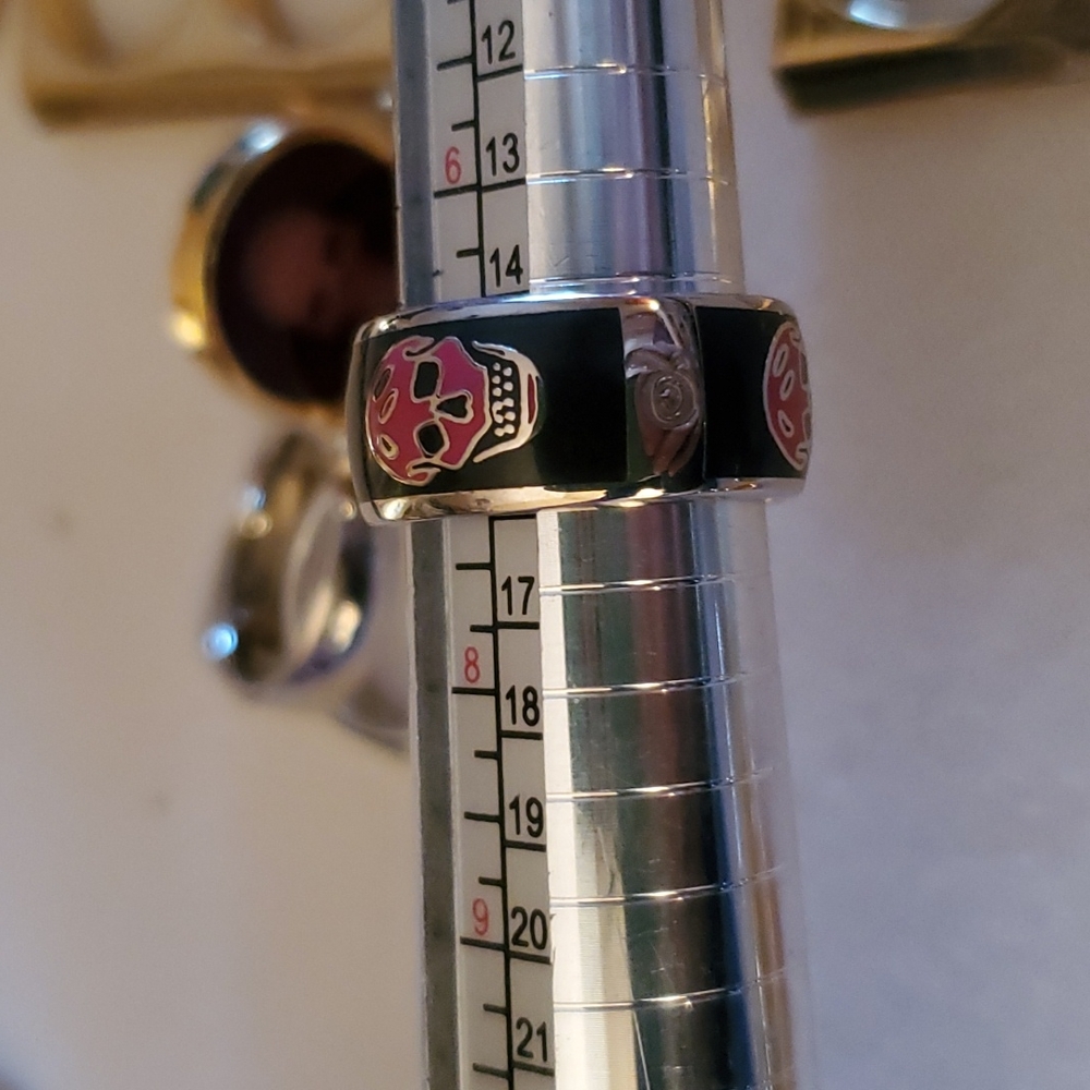 Alexander McQueen Ring